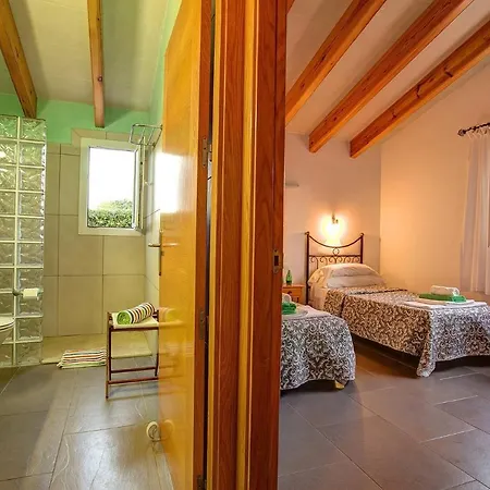 Willa Serena 4 Bedroom Villa, Cala'n Forcat *