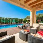 Serena 4 Bedroom Villa, Cala'n Forcat ヴィラ カラ・エン・ブラネス